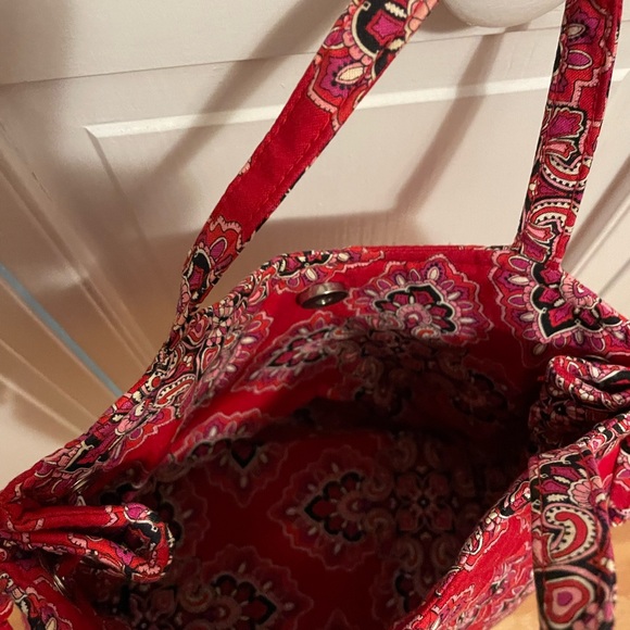 Vera Bradley small tote . - Picture 4 of 7
